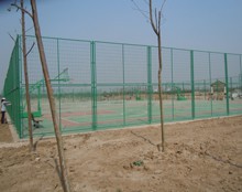 电焊网球场护栏围网